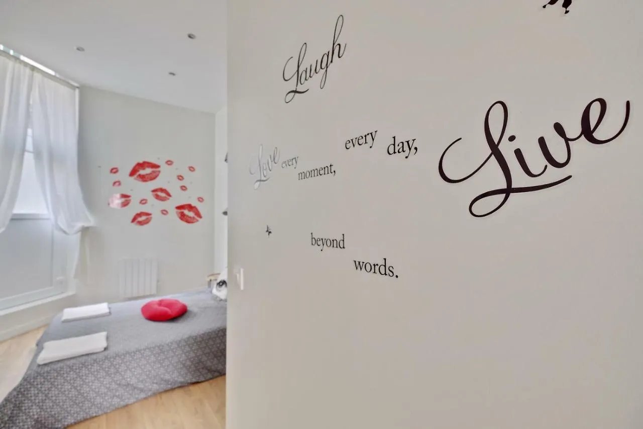 106-suite Cece - Superb Duplex In Apartment Paris