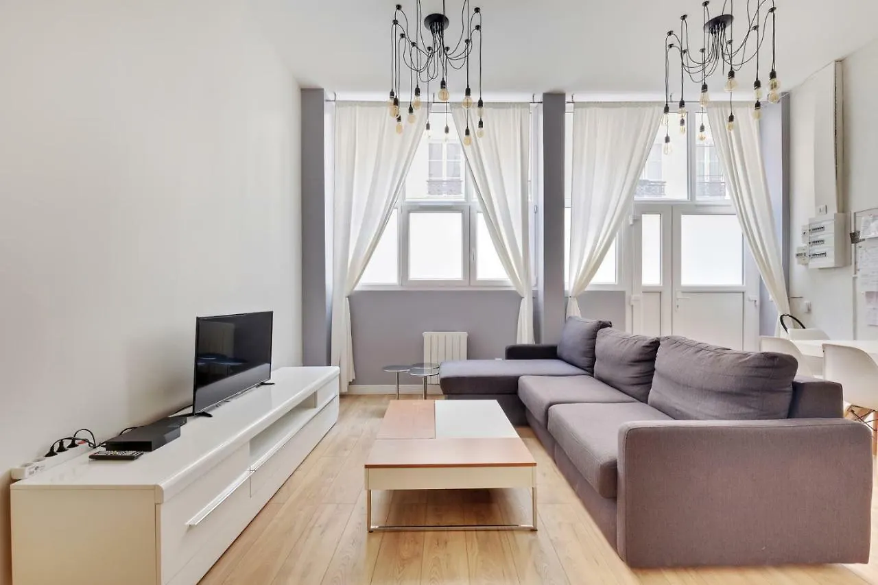 106-suite Cece - Superb Duplex In * Paris